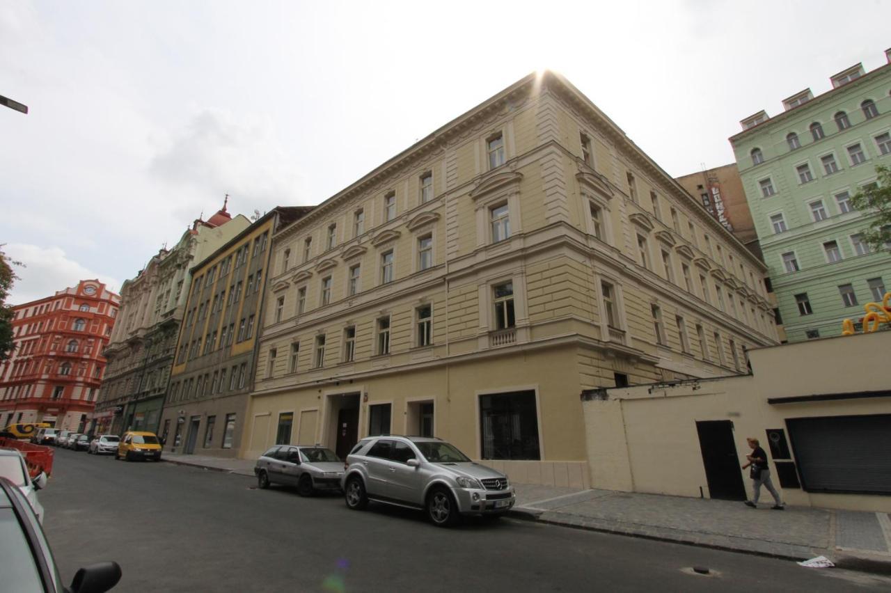Zizka Home Apartments براغ المظهر الخارجي الصورة