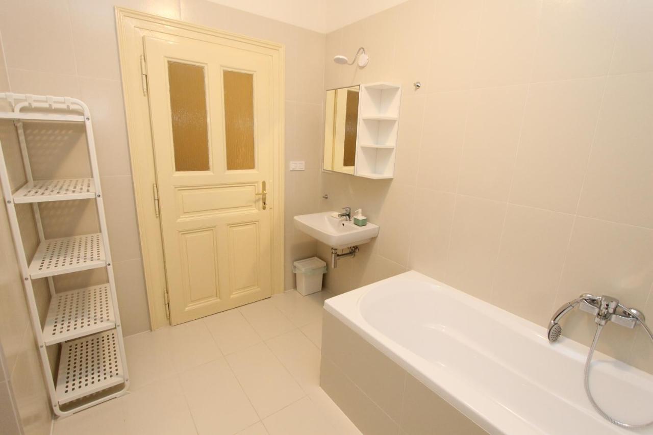 Zizka Home Apartments براغ المظهر الخارجي الصورة
